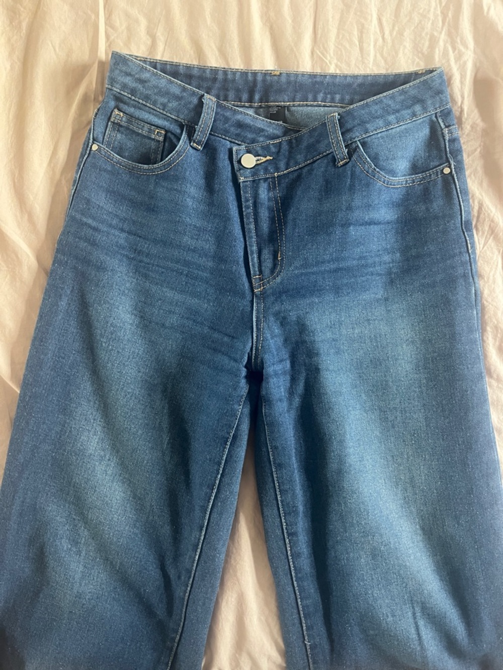 Cider Wide-Leg Jeans in Classic Blue